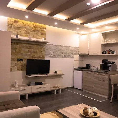Apartment K19 Milmari & *