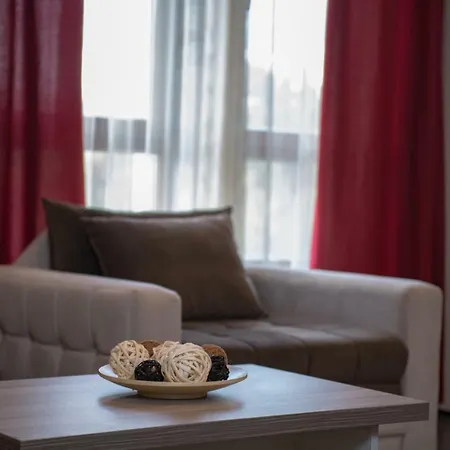 K19 Milmari & Lejlighed Kopaonik