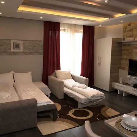 K19 Milmari & Lejlighed Kopaonik